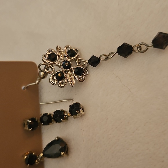 Set of Six Single Black Gothic Baddie Dangle and Post Earrings - Picture 3 of 4